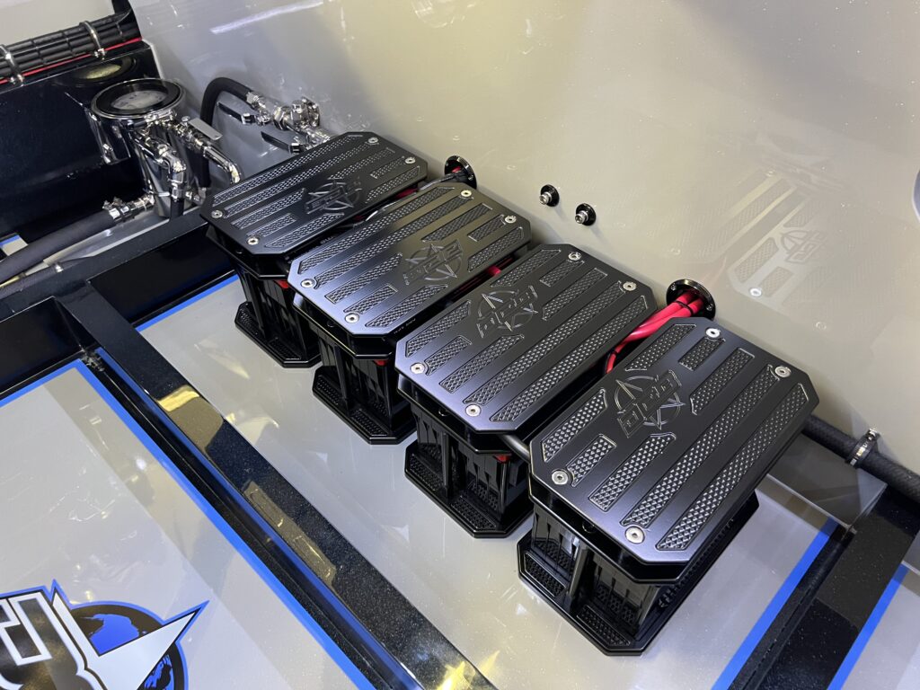 performance boat batteries dealer